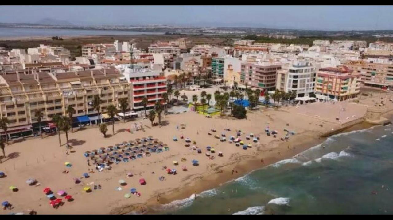 Espacioso Estudio Cerca De La Playa La Mata La Mata  Esterno foto